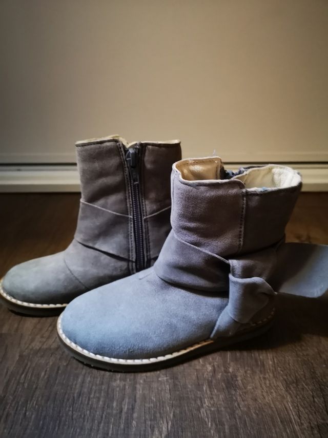 Botas grises niña talla 24 sin estrenar