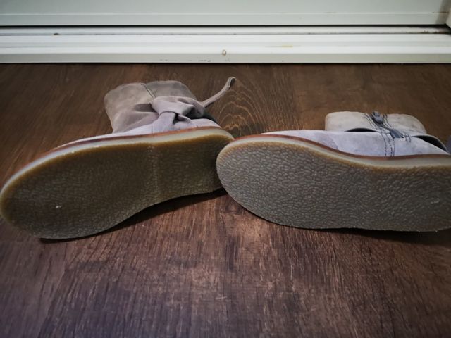 Botas grises niña talla 24 sin estrenar