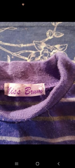 Maglia a righe viola con scritta Angela 9 anni