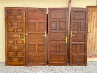 Puertas de madera maciza