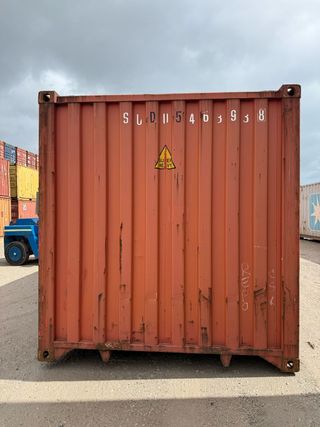 Contenedor Marítimo Naranja