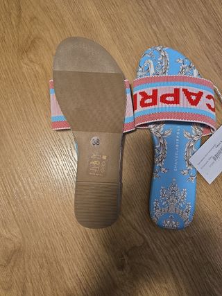 Sandalias Capri  Talla 38