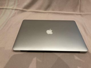 Lote 2 MacBook Pro 13 y 15 i7 16GB RAM 512GB