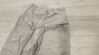 Pantalón cargo premamá beige