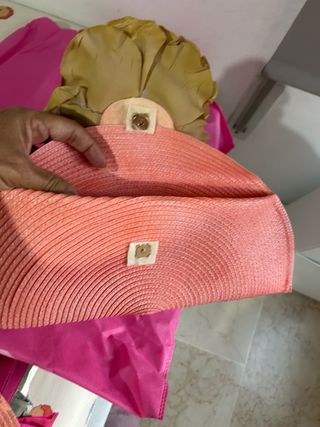 Tocado y bolso de fiesta