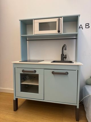 Cocina de juguete IKEA azul