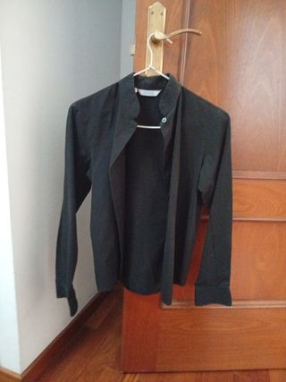 Camisa negra camarera manga larga