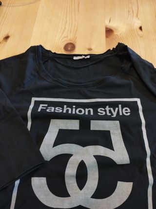 Maglia donna nera con stampa