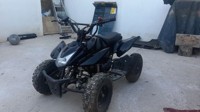 Quad infantil negro