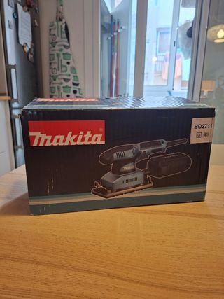 Lijadora orbital Makita BO3711