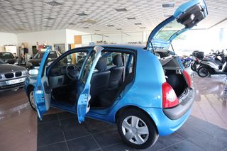 Renault Clio 2004