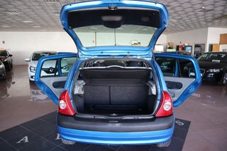 Renault Clio 2004