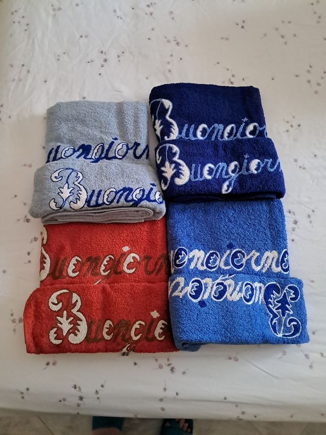 Coppie Asciugamani Spugna Ricamati