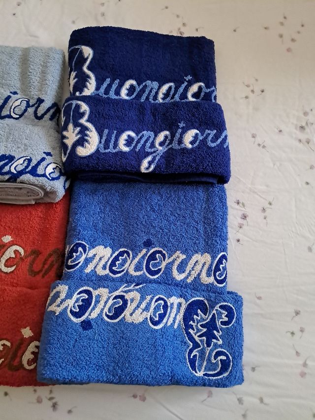 Coppie Asciugamani Spugna Ricamati