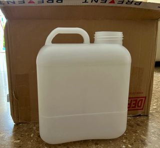 Garrafa de plástico 13L con boquilla de 10 cm.