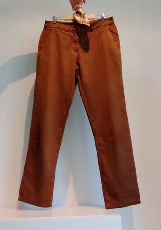 Pantalón chino Zara color ocre
