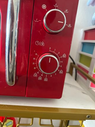 Microondas Mandine Rojo