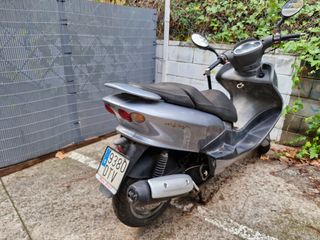 Yamaha Majesty 125