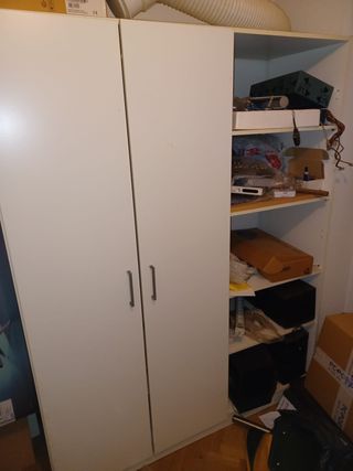 Mueble salón, mesa salón y 2 armarios habitación