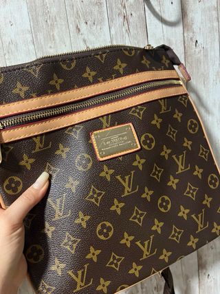 Bolso bandolera Louis Vuitton Marrón