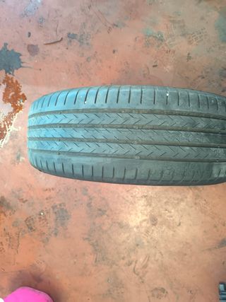 Neumáticos Continental 215/60R15 