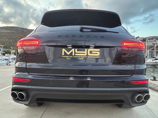 Porsche Cayenne S Diesel 4.2 V8 Platinum Edition