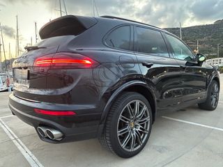 Porsche Cayenne S Diesel 4.2 V8 Platinum Edition