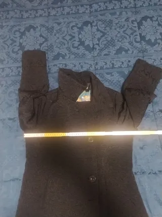 Cappotto donna nero con decorazioni