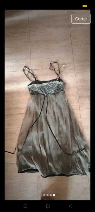 Vestido de fiesta negro y verde oliva