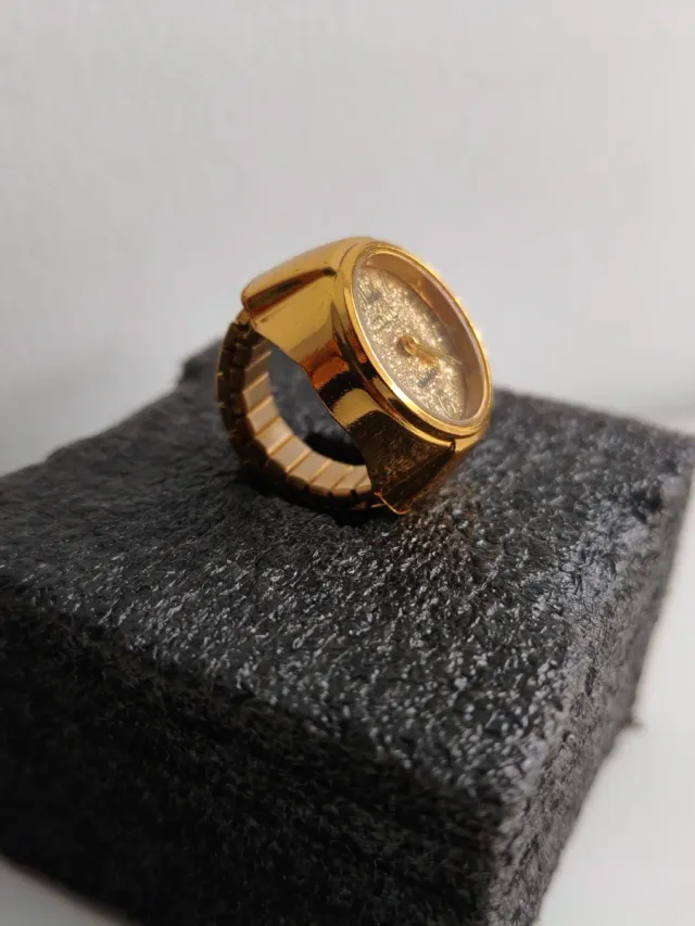 Anillo Reloj Dorado