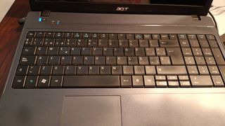 Acer TravelMate 5735Z Intel Pentium Portátil
