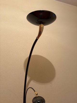Lámpara de pie moderna cristal y metal