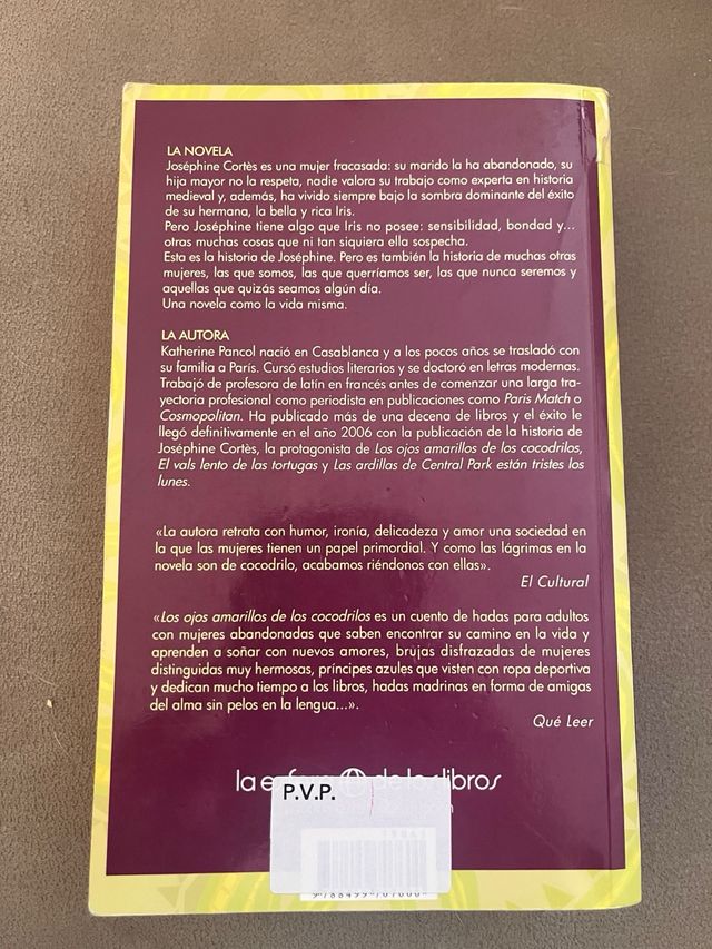 Los ojos amarillos de los cocodrilos