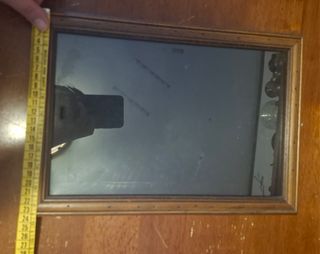 Cornice in legno con vetro