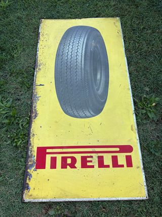 Chapa esmaltada Pirelli