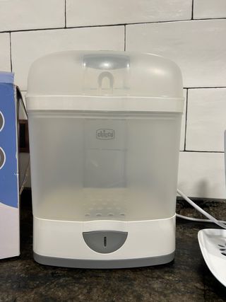 Esterilizador Chicco y escurrebiberones