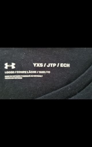 T-shirt Under Armour bambina nera