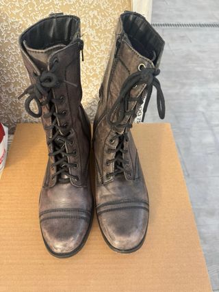 Stivali in pelle stile militare