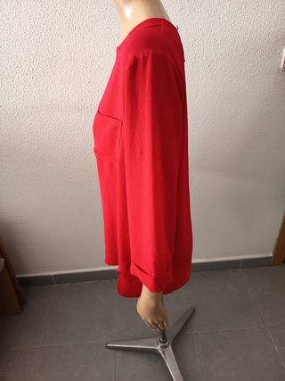 Blusa roja talla 44