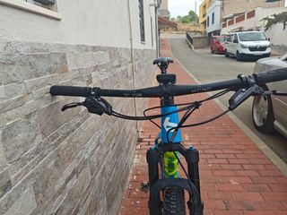 Bicicleta Montaña Doble suspensión