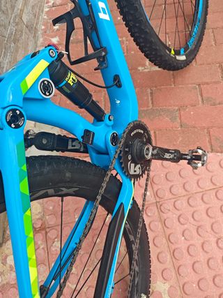 Bicicleta Montaña Doble suspensión