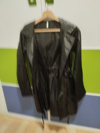 Chaqueta negra mujer