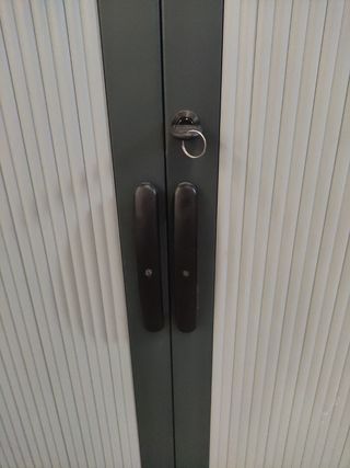 Armario Persiana Metálico con llave JG