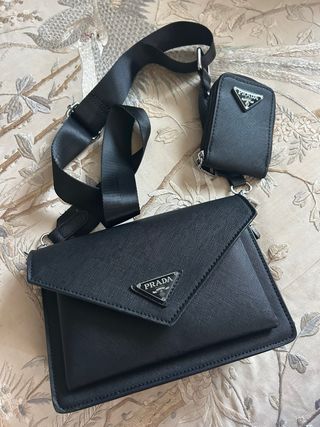 Bolso Prada Negro con Monedero