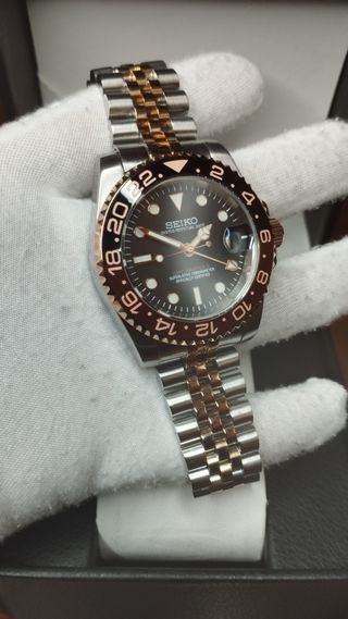 Reloj Seiko Mod GMT Rootbeer Oro Rosa Marrón Negro