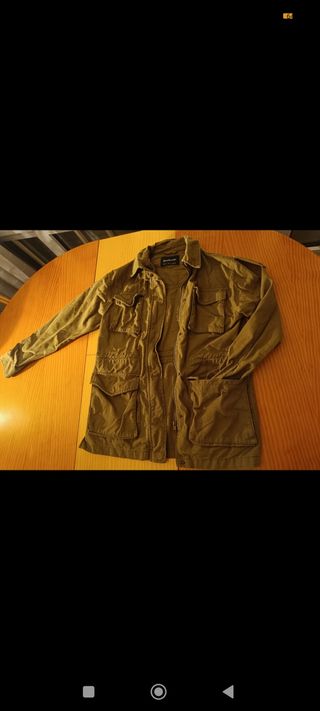 Chaqueta Verde Caqui Mujer Stradivarius