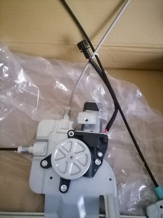 Elevalunas Izquierdo VW Polo 6N2