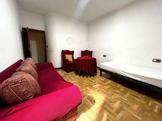 Piso en alquiler en Salesas - Labradores en Salamanca