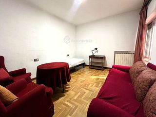 Piso en alquiler en Salesas - Labradores en Salamanca