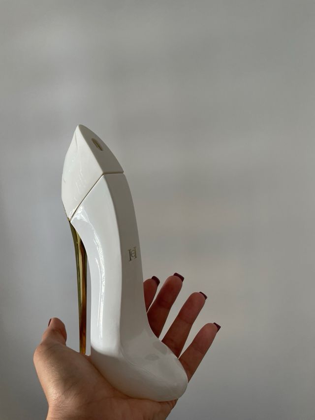 Perfume Carolina Herrera Mujer Tacón Blanco